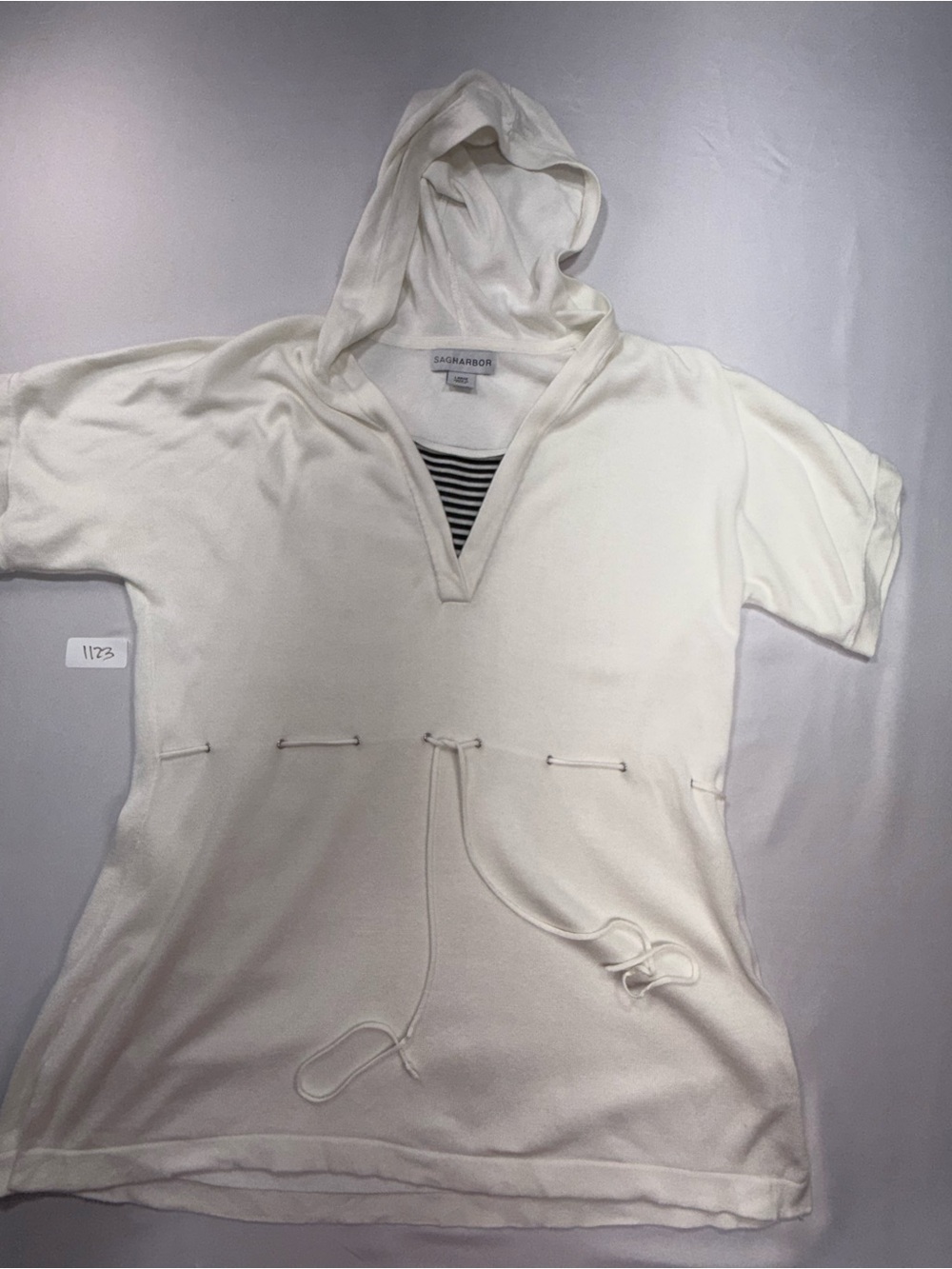 Sag Harbor White & Blue V-Neck Hooded Short-Sleeve Sweater